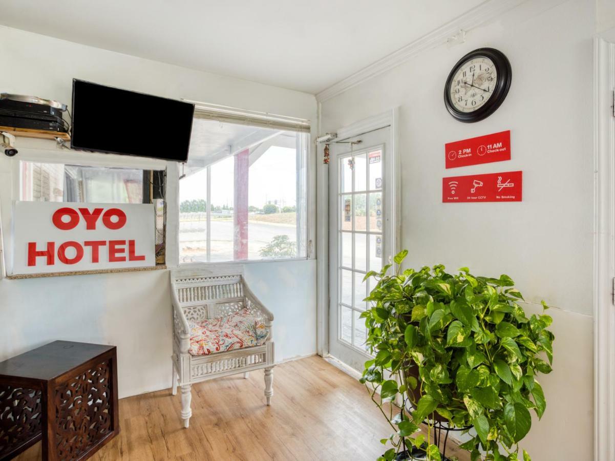 Oyo Hotel Columbia Sc West ウェストコロンビア エクステリア 写真